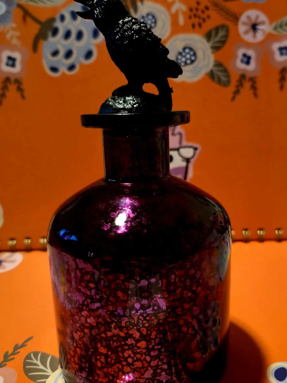 Vintage Style Glass Halloween Poison Bottle with Raven Stopper (14cm Decor) NWT